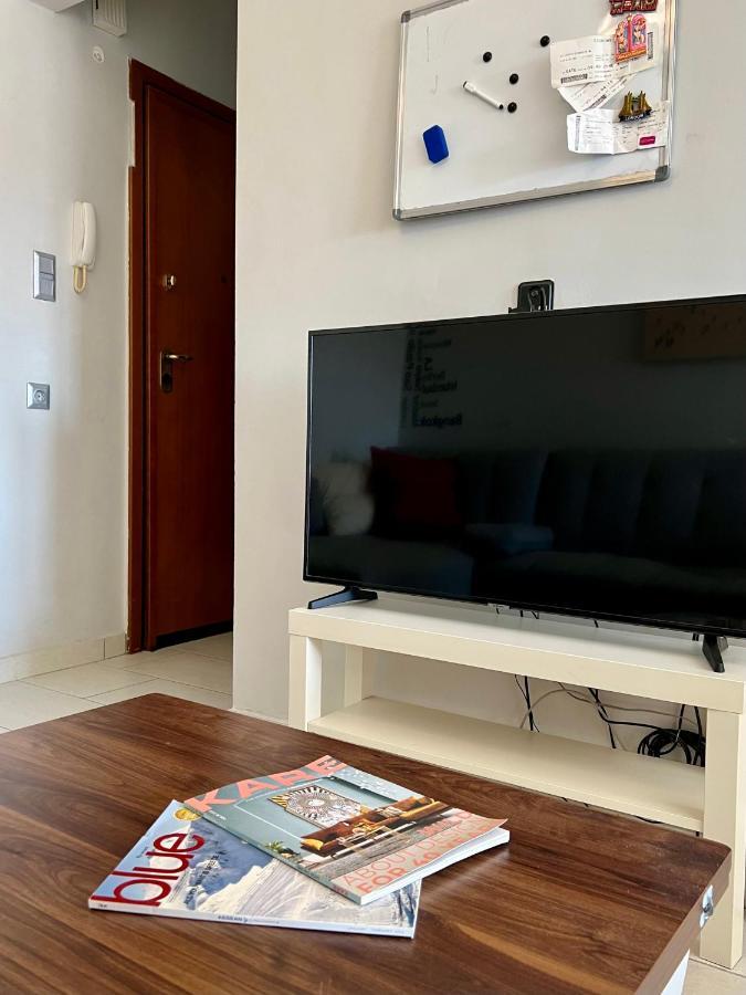 City Center/Navarinou Modern Apt. With Queen Bed Thessaloniki Exterior photo
